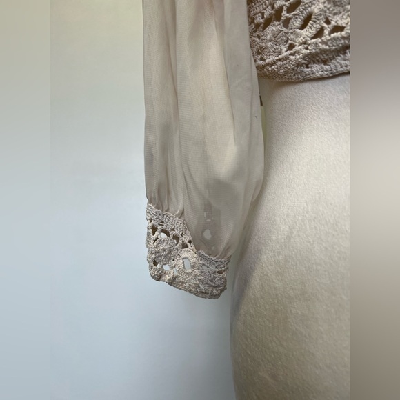 Crochet Sheer Cream Cover Up Women’s Size Medium - Picture 2 of 8